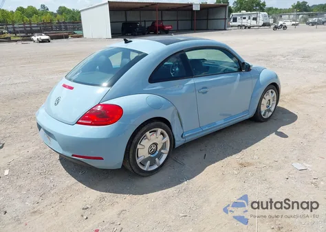 2012 Volkswagen Beetle 2.5L z USA, uszkodzony, nr VIN 3VWJX7AT1CM653326
